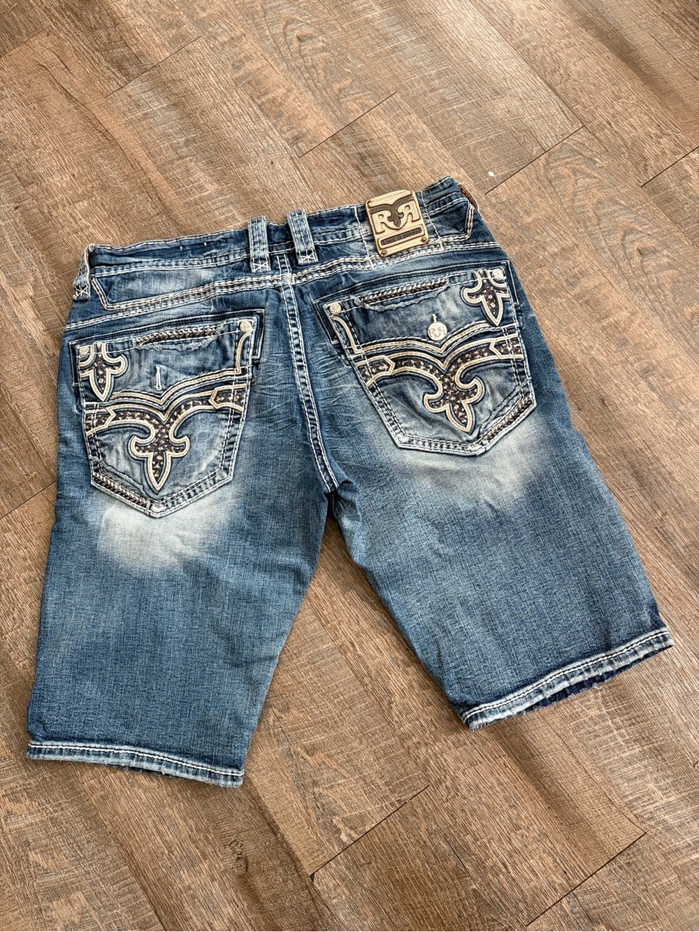 Rock Revival Men's Faded Blue Distressed Jean Shorts - Picture 7 of 9